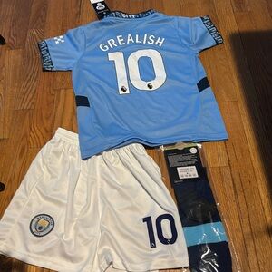 Grealish Manchester City 2024/25 jersey kit with shorts and socks. NEW!!